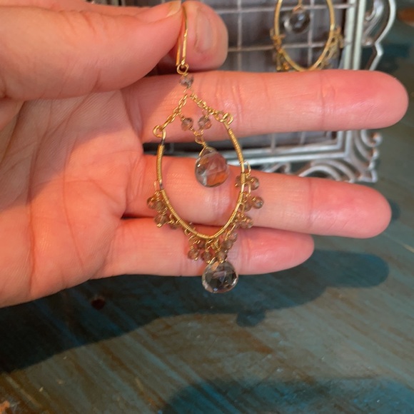 Stella & Dot gold plated Laborite chandelier earring - Picture 2 of 5